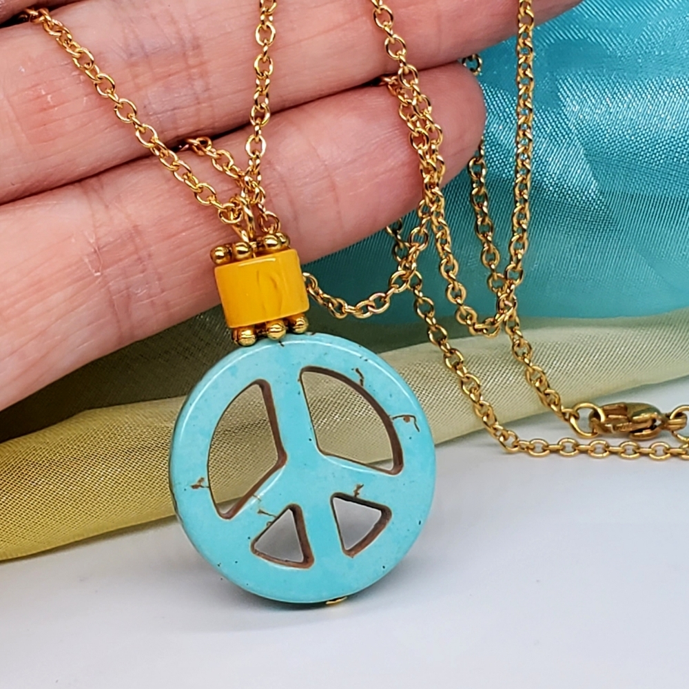 SALE🇺🇦UKRAINIAN NATIONAL FLAG COLORS Golden Necklace Peace Pendant